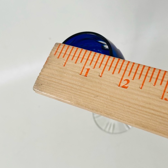 Vintage cobalt blue cut drinking glasses of 6 - Picture 3 of 13